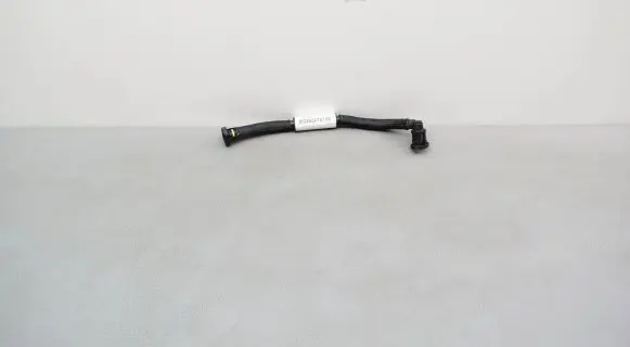 BMW 1 F40 Vacuum line/pipe/hose 8650787