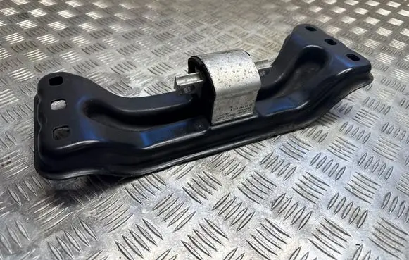 Mercedes-Benz E W238 Gearbox mount A2052405300 15474984 17071202263