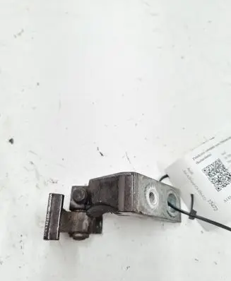 Audi A6 Allroad C6 Front door upper hinge