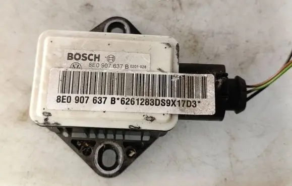 Audi A4 S4 B7 8E 8H ESP acceleration yaw rate sensor 8E0907637B 4F0907637