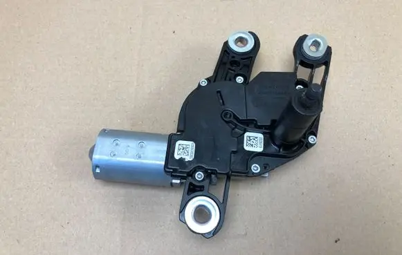 Volkswagen Golf VII Rear window wiper motor 5G0955711