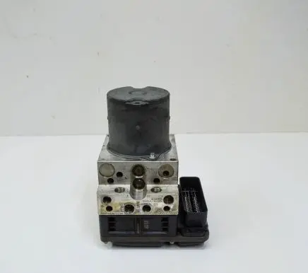 BMW 5 F10 F11 ABS Pump 6852820