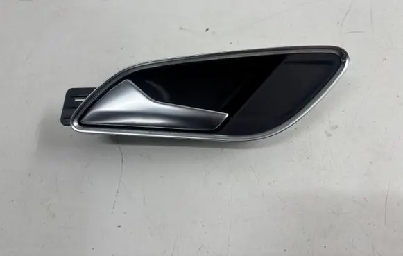 Audi Q3 8U Front door interior handle 8U2837019 8U2837019A