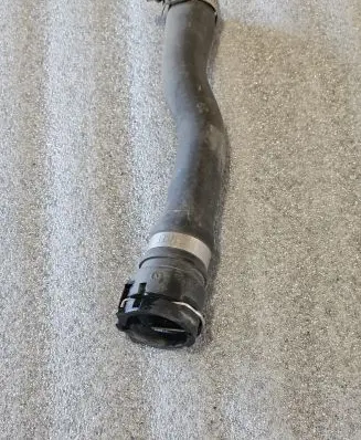 BMW X5 E70 Engine coolant pipe/hose 6945268 64216945268 6421694526804