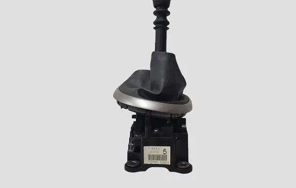 Nissan Qashqai Gear shifter/selector 50378342