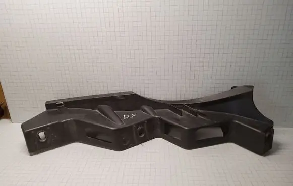 Volkswagen PASSAT B6 Front bumper mounting bracket 3C0807890