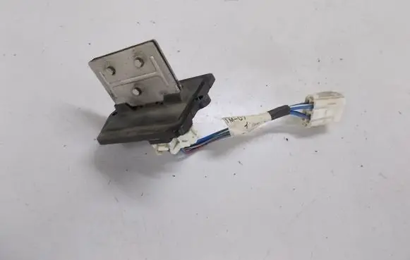 Mazda 323 F Heater blower motor/fan resistor 