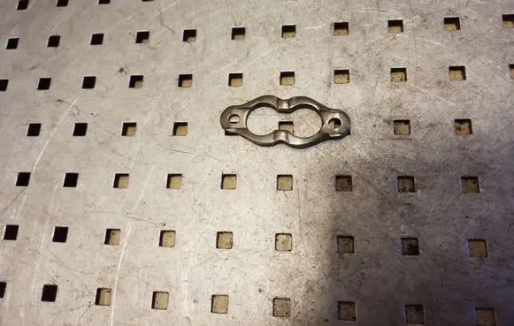 Audi A5 8T 8F Fuel Injector clamp holder