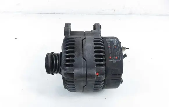 Audi A4 S4 B5 8D Generator/alternator 028903028 0123515003