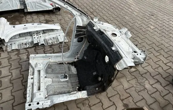 KIA Niro Front quarter panel 