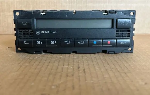 Volkswagen Golf IV Climate control unit 2400016303 3B1907044D