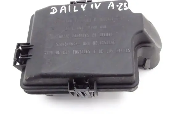 Iveco Daily 4th gen Fuse box cover 69500825