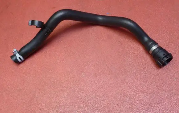 Ford Kuga II Engine coolant pipe/hose F1F16B851DE