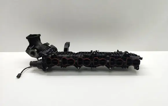 BMW 5 F10 F11 Intake manifold 7811909 781190904 1107060641