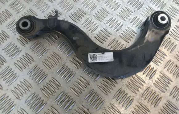 Volkswagen Golf VII Rear upper control arm/wishbone 5Q0505323D