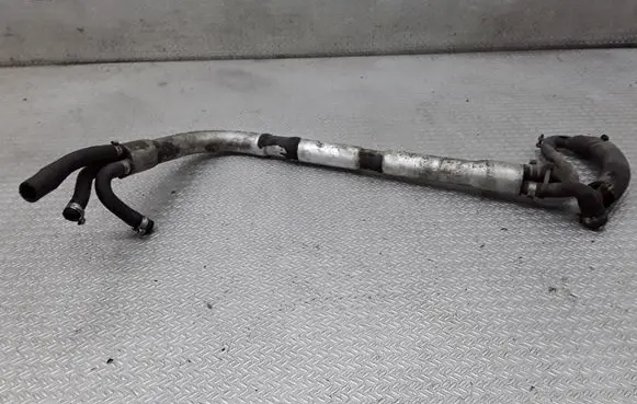 Volvo XC90 Breather/breather pipe/hose 30650388
