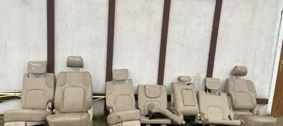 Nissan Pathfinder R51 Seat set 10899