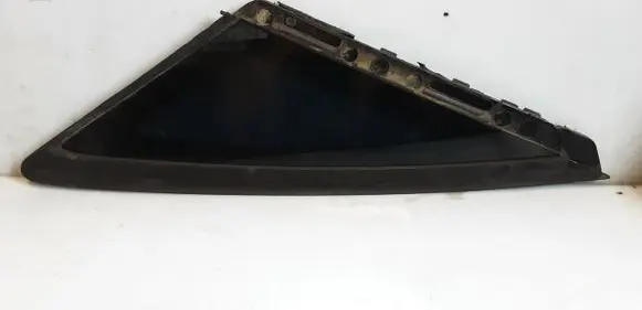 Audi A8 S8 D4 4H Rear side window 4H0845299