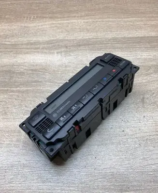 Volkswagen PASSAT B5.5 Climate control unit 3B1907044H