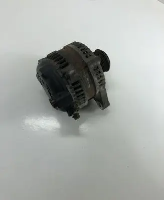 KIA Sportage Generator/alternator 373002F200 1042101060