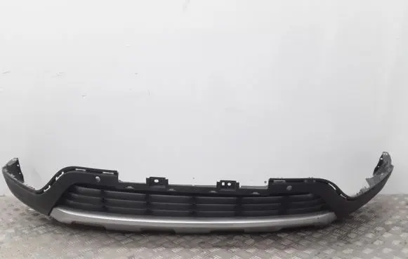 Front bumper lip