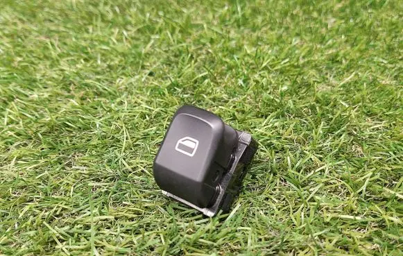 Audi A3 S3 8V Electric window control switch 8V0959855