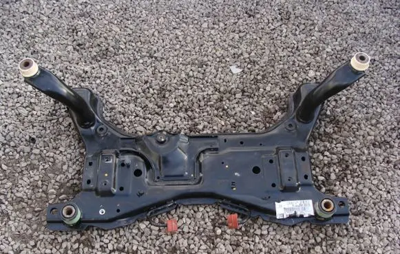 Ford Kuga I Front axle beam 
