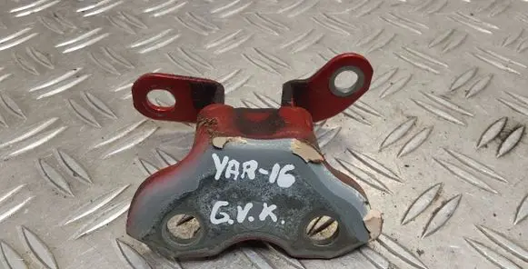 Toyota Yaris Rear door upper hinge
