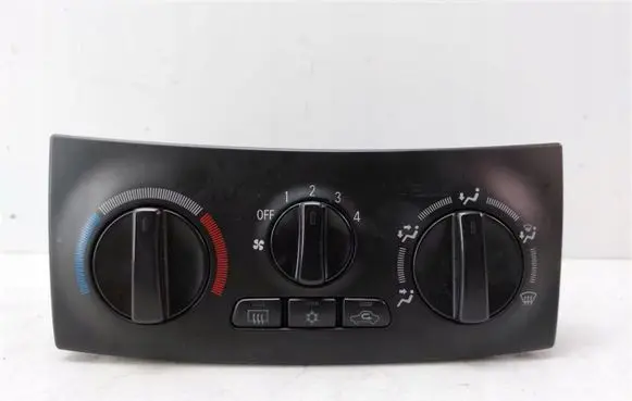 Mitsubishi Space Star Climate control/heater control trim MN140637