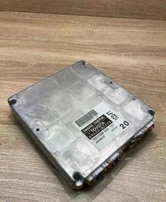 Toyota Corolla E110 Engine control unit/module ECU 8966602120 MB1758005231