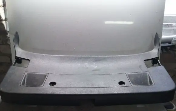 Volkswagen PASSAT B6 Tailgate trim 3C9867605D 3C9867605E