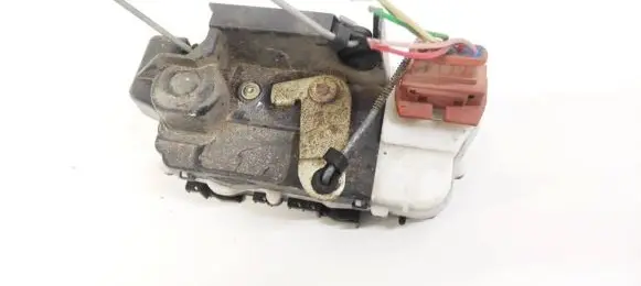 Peugeot 607 Rear door lock