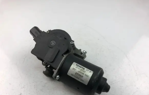 Toyota Corolla Verso E121 Wiper motor 851100F020