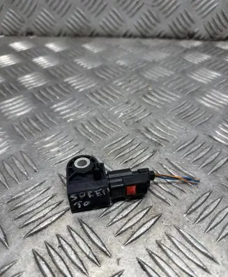 KIA Sorento Airbag deployment crash/impact sensor 959302P000