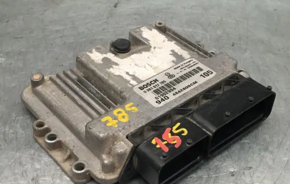 Alfa Romeo Giulietta Engine control unit/module 51902994 484280SCM 0281017785