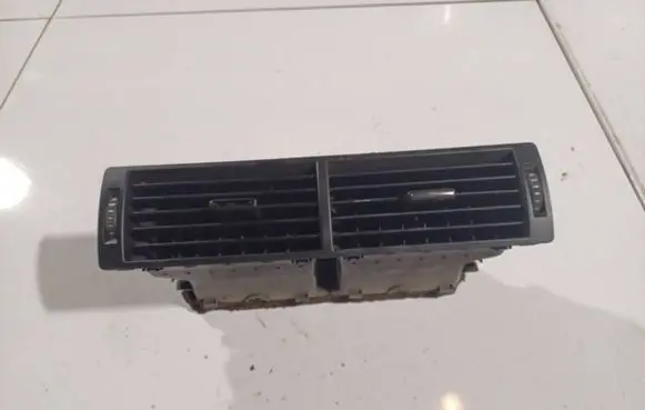 Audi A4 S4 B6 8E 8H Dash center air vent grill 8e0820951