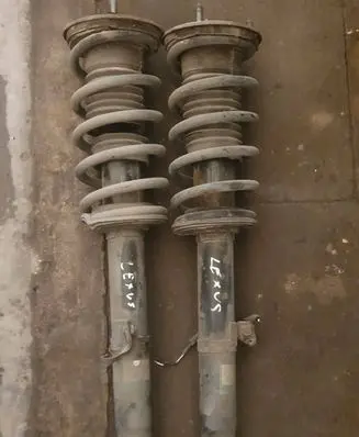 Lexus IS 220D-250-350 Front shock absorber with coil spring