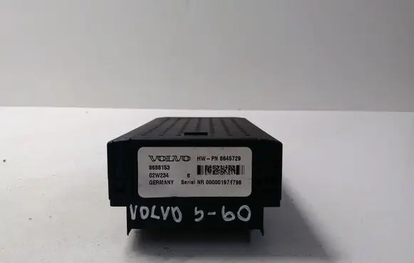 Volvo S60 Fuse module 8688153