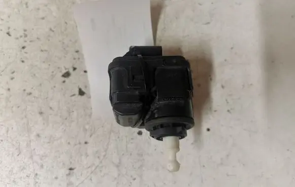 Audi A3 S3 8L Headlight level adjustment motor 8L0941295 00728213