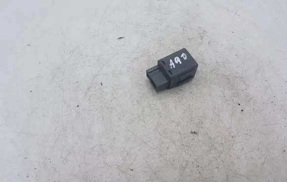 Nissan X-Trail T30 Other relay 24330C9900
