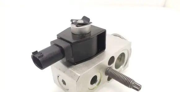 Air conditioning (A/C) expansion valve
