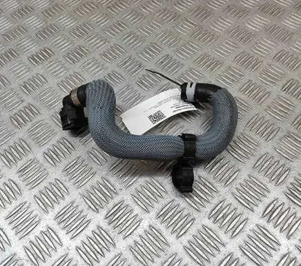 Engine coolant pipe/hose