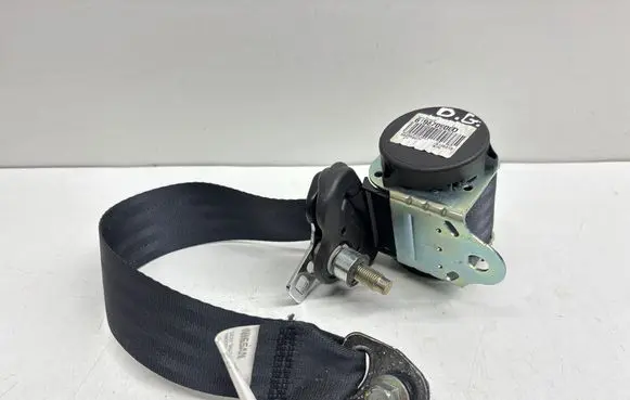 Nissan Juke I F15 Rear seatbelt 619870900D 060X090LH 00140313