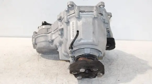 BMW 1 F20 F21 Gearbox transfer box case 8643150 ATC35L