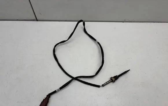 Volkswagen Golf VII Exhaust gas temperature sensor 04L906088DA