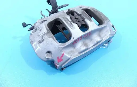 Rear brake caliper