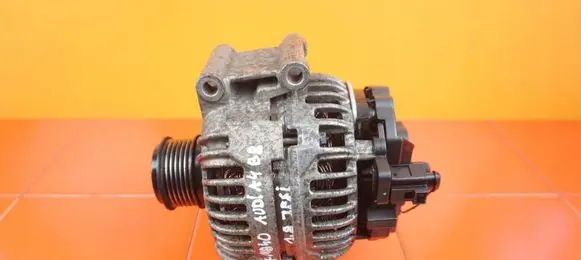 Audi A4 S4 B8 8K Generator/alternator CDH 17MB40