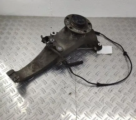 BMW 5 F10 F11 Front wheel hub AIMGSICU