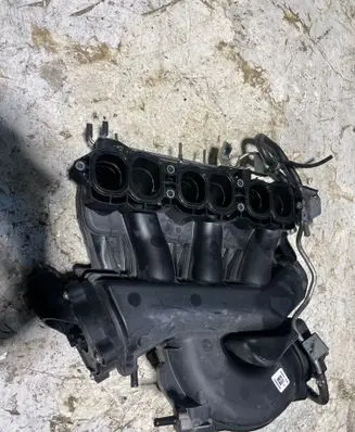 BMW 1 F20 F21 Intake manifold 27606401029
