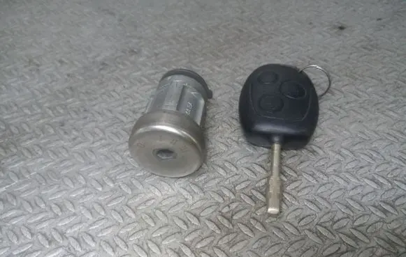 Ford Focus Ignition lock Q68BA